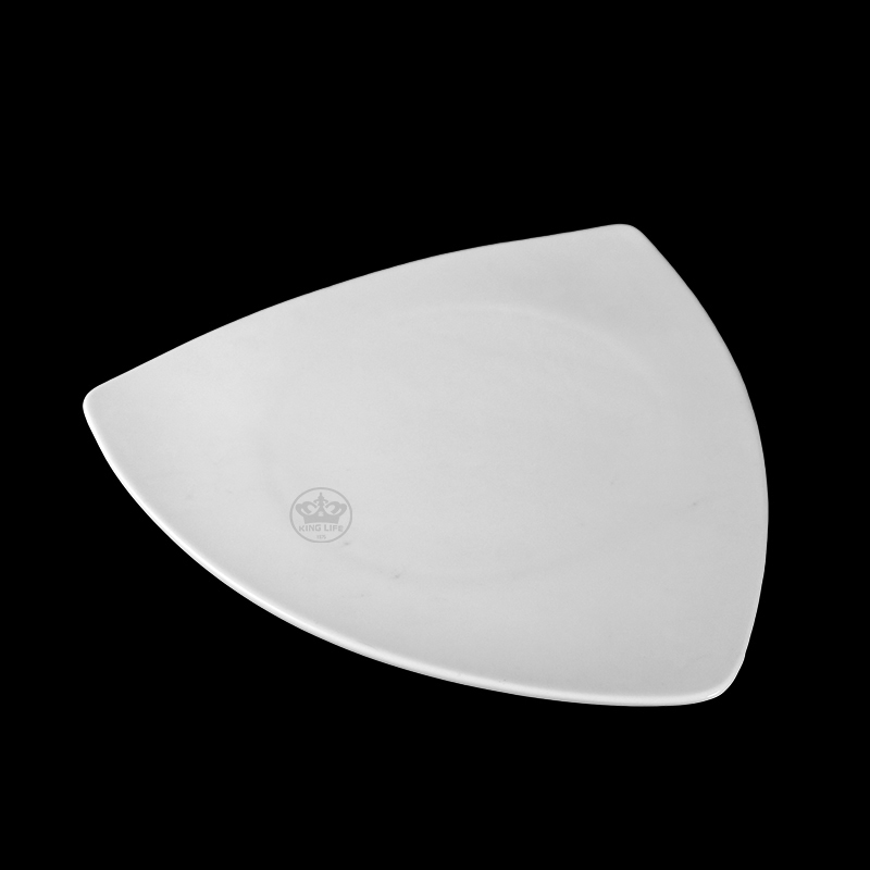 大同磁器 象牙強化 三角平盤 S001(30.5x30.5xH3cm)