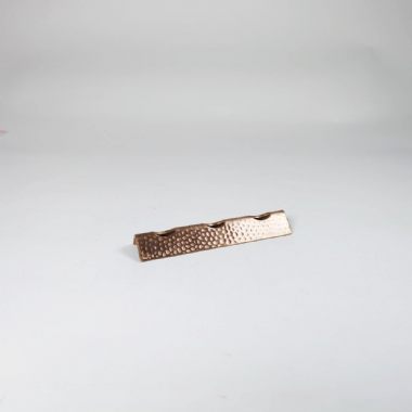 青銅金錘紋刀叉架 (11cm)